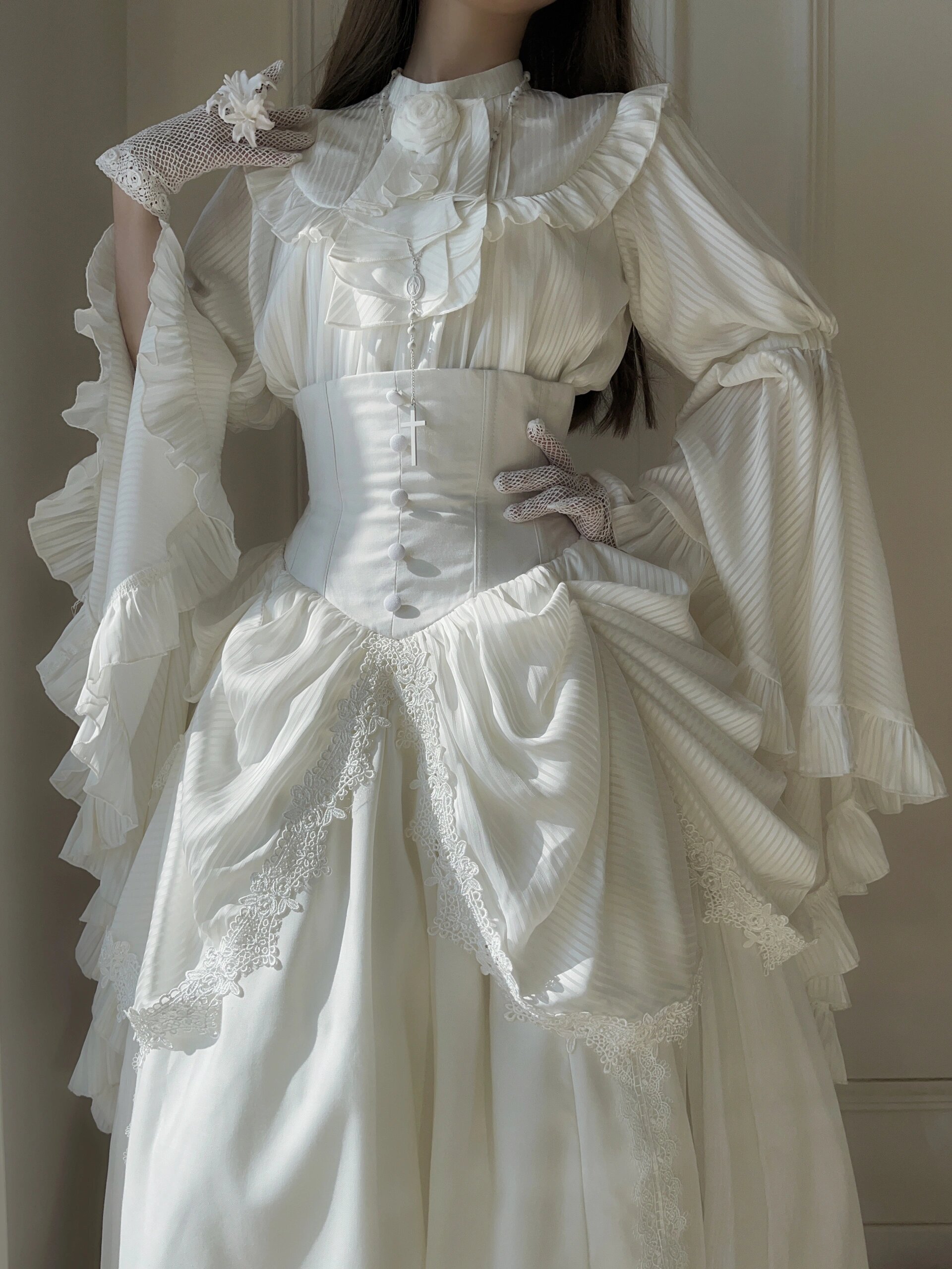 コスプレドレスロリータスカートワンピースゴスロリ純白シャツフィッシュボーンスカート袖スーツロリータ