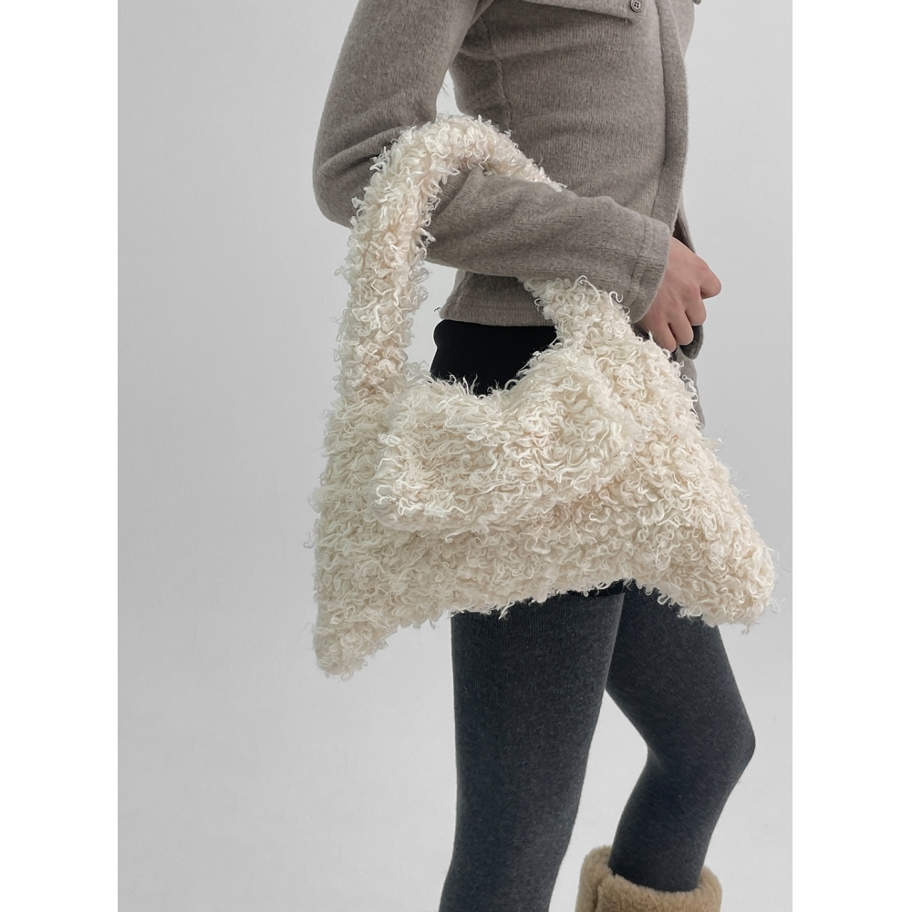 ブラックアップクライアーフロップファーショルダーバッグ