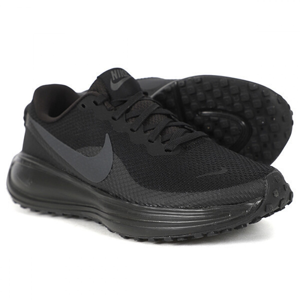 ナイキ W レボリューション 8