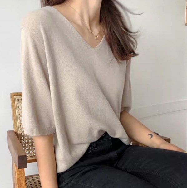 トップス カットソー プルオーバー レディース 半袖 Vネック フェミニン コンサバ かわいい 大人可愛い きれいめ シンプル 上品 おしゃれ かっこいい レトロ こなれ感 ラフ エレガント モダン