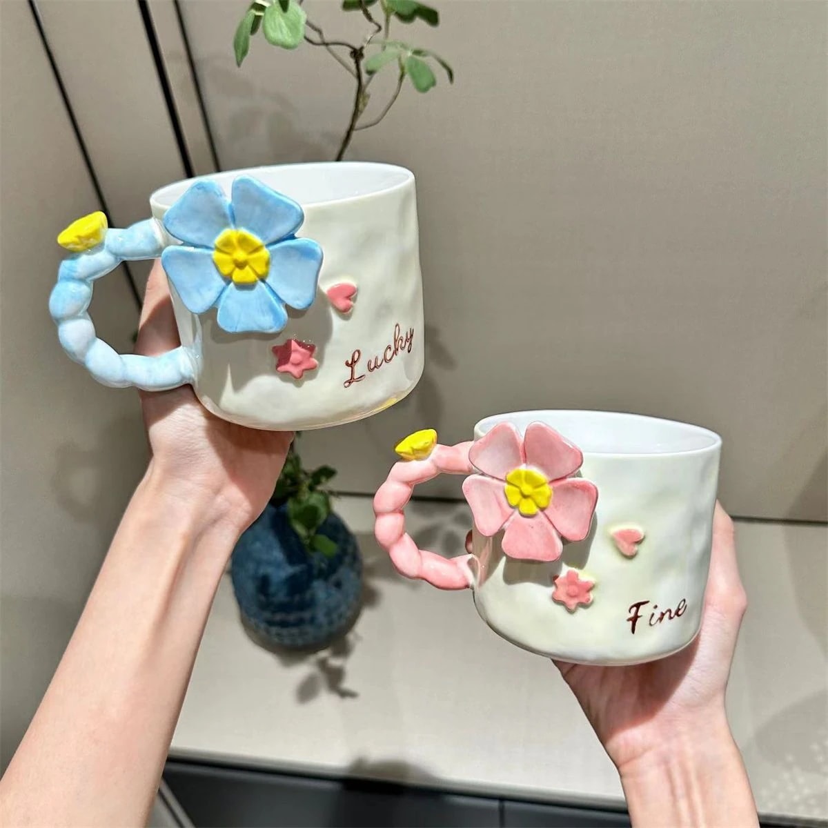 韓国立体的な花の形をしたマグカップランダムなギフトボックスのパッケージかわいい柄複数の色を選ぶことができてプレゼントを贈るのに一番いい選択推薦に値する