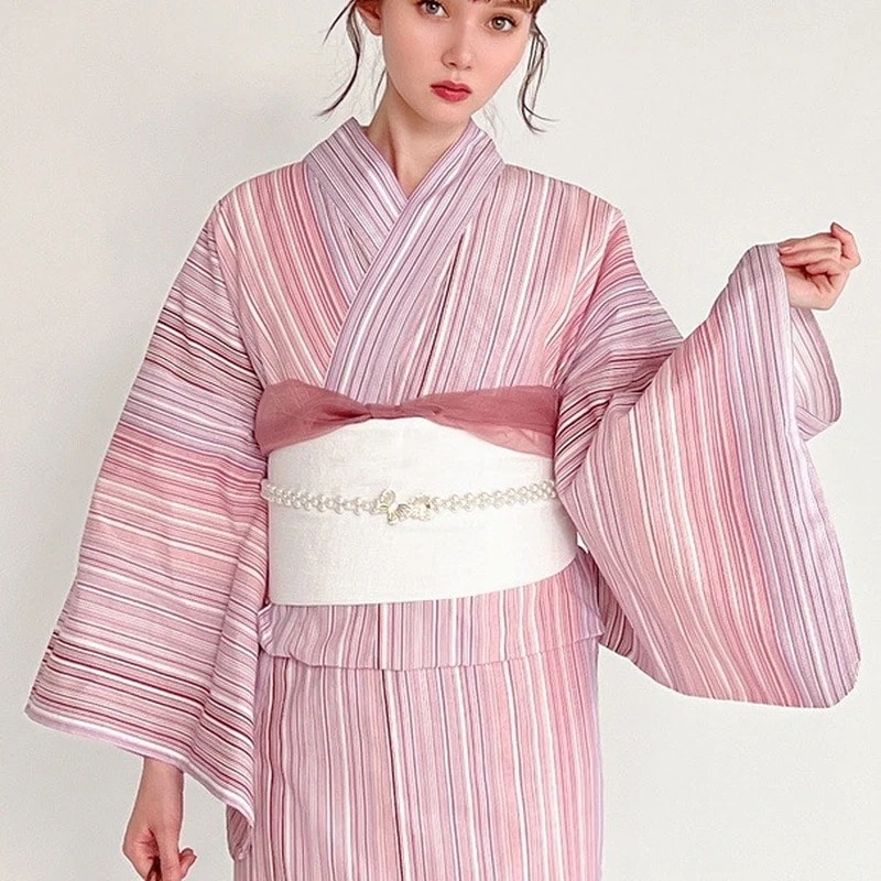 【1点ご購入 で10点プレゼントいたします】伝統的な女性着物浴衣のレトロな撮影服綿を折り畳んで着る