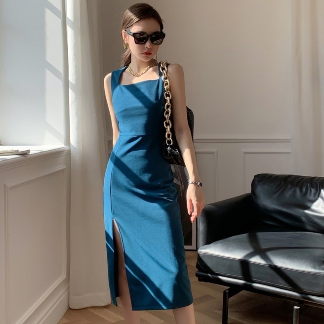 ワンピース ミモレ丈ワンピース ノースリーブワンピース スクエアネック スリット ミモレ丈 かわいい 大人可愛い きれいめ シンプル 上品 おしゃれ きちんと 大人女子 こなれ感 個性的 主役級