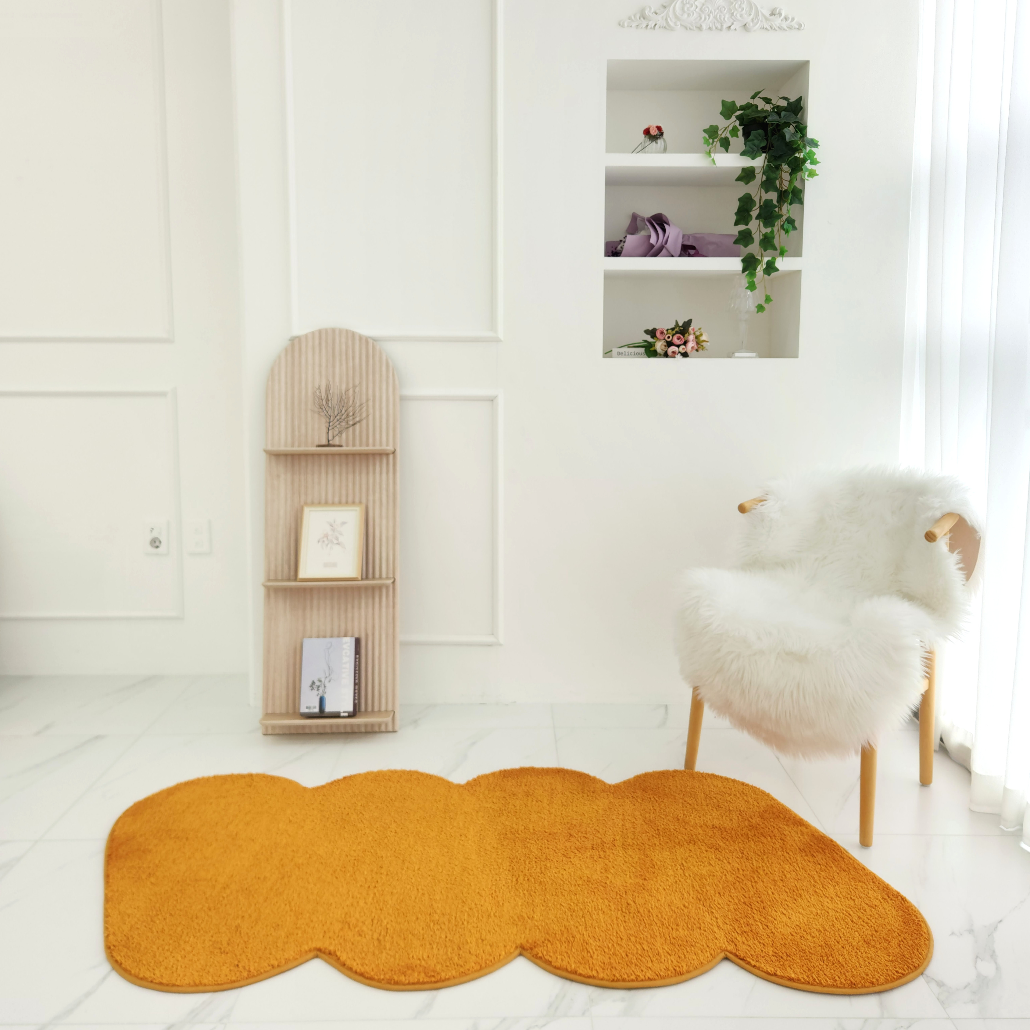 [韓国生産] ソフトコーン 変形 デザイン ラグ かわいい 洗える リビングラグ カーペット (4色)