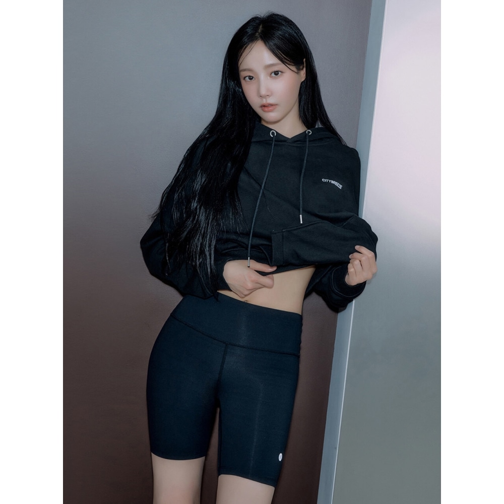 シティブリーズアクティブエアリーハーフレギンスブラック