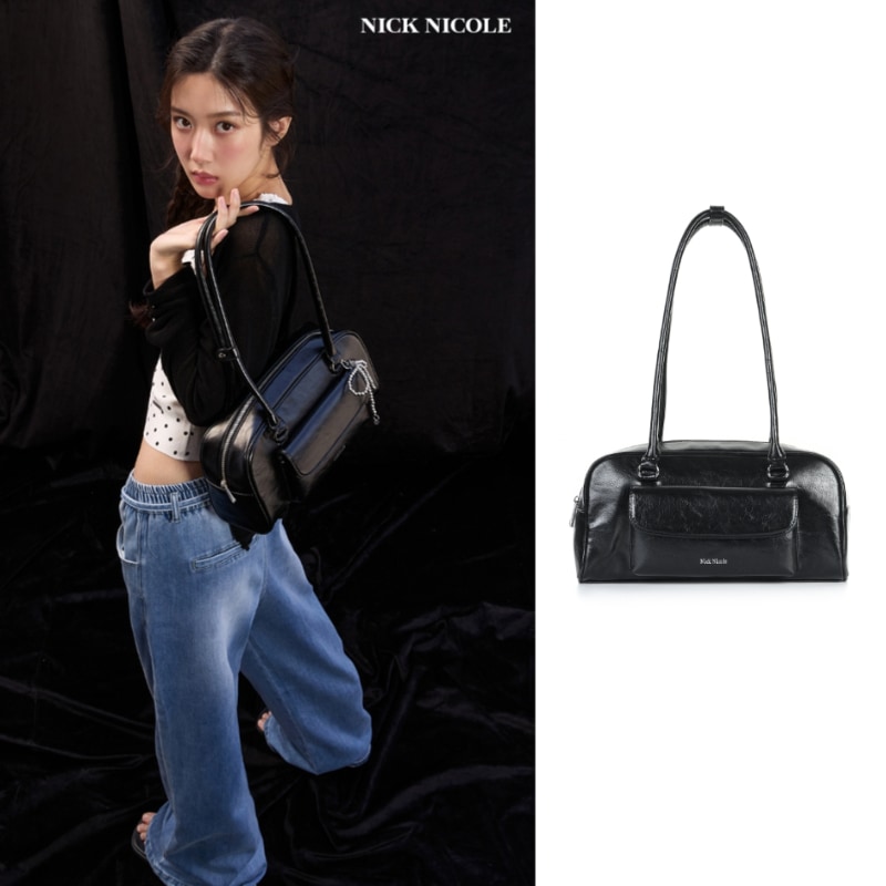 NICOLE POCKET LEATHER BAGUETTE BAG_BLACK