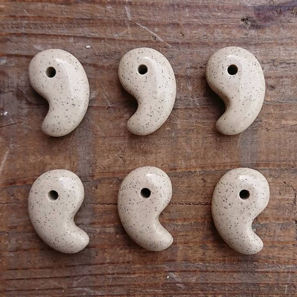 ビーズ アクセサリー用品 アクセサリー道具 材料 手芸 ハンドクラフト コレクション 勾玉 北投石