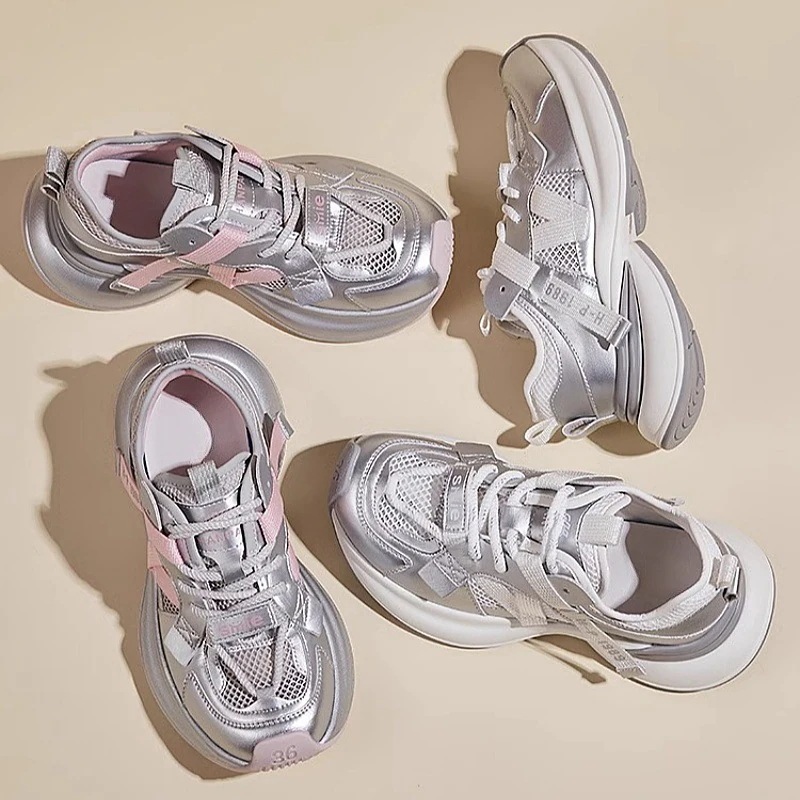 大人気通気ネット面の厚底スポーツ2024夏の新型スポーツサンダル　厚底