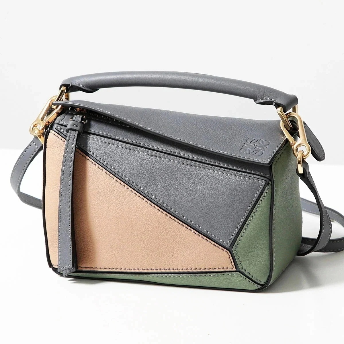 LOEWE ロエベ ショルダーバッグ PUZZLE MINI BAG パズルバッグ ミニ A510U95X34 レディース レザー ポシェット ハンドバッグ 鞄