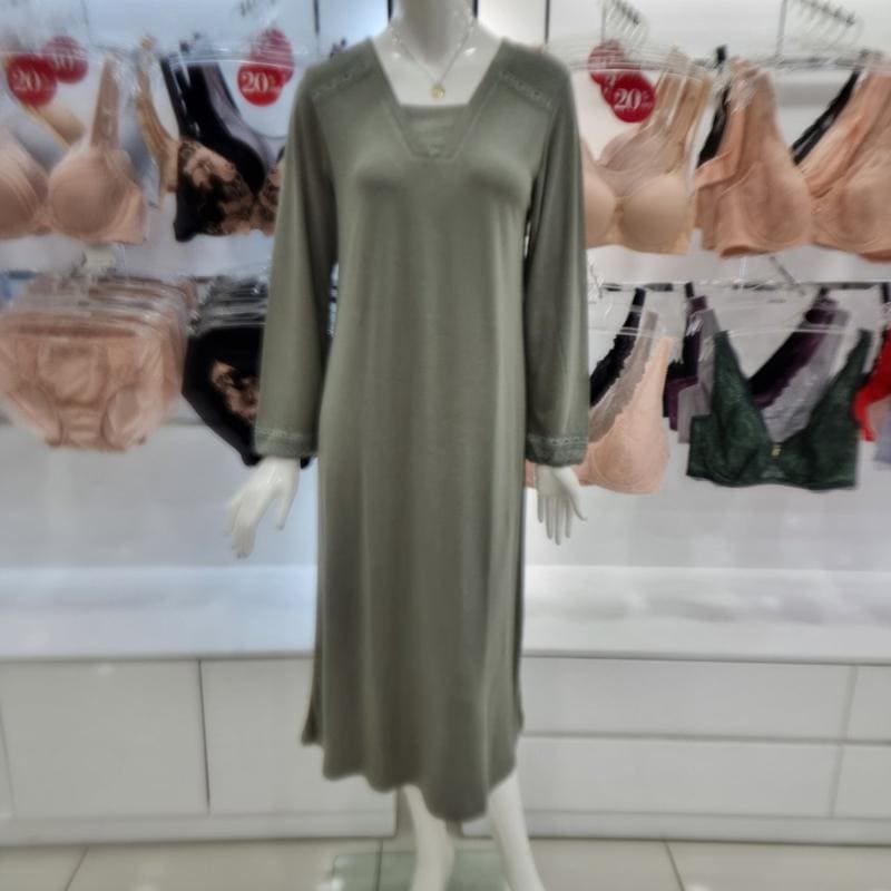 レーヨン混紡四方スパンシルクタッチ女性ワンピース