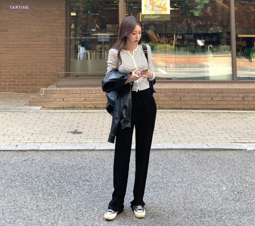 レディース パンツ ボトムス ストレートパンツ ロングパンツ ロング ストレート ポケット ハイウエスト リブ ウエストゴム 伸縮性 薄手 かわいい 大人可愛い シンプル カジュアル おしゃれ
