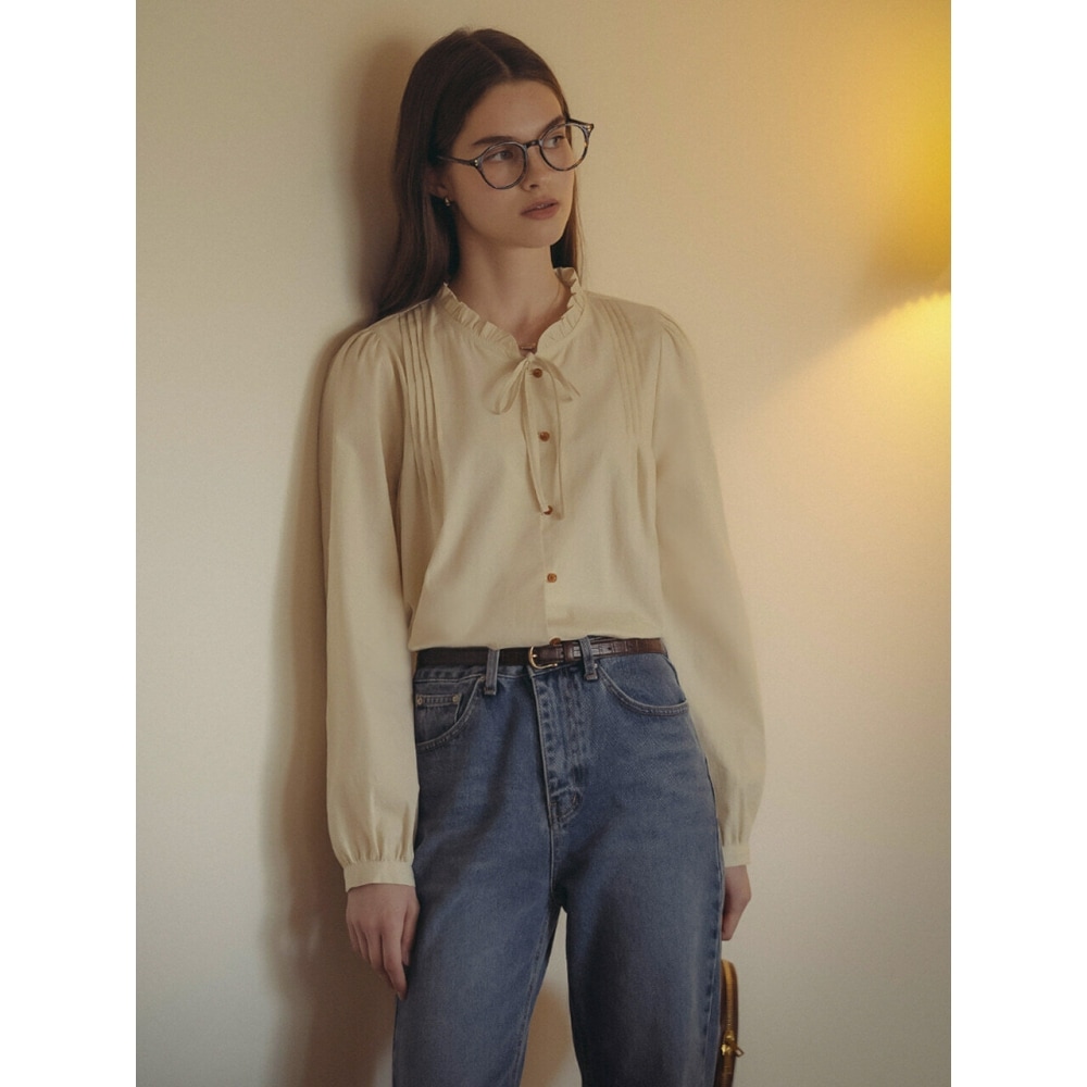 TILLIDIE ネックフリルリボンコットンブラウスバター