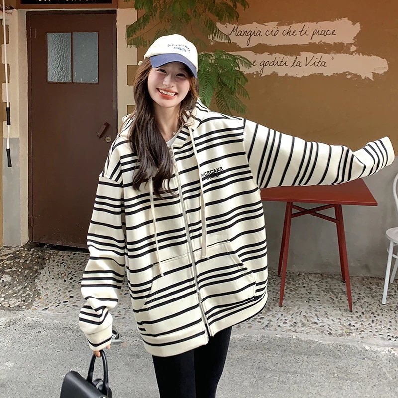 韓国カジュアルストライプカーディガンセーター2024秋モデル緩いレトロストライプ刺繍フード付きセータージャケット