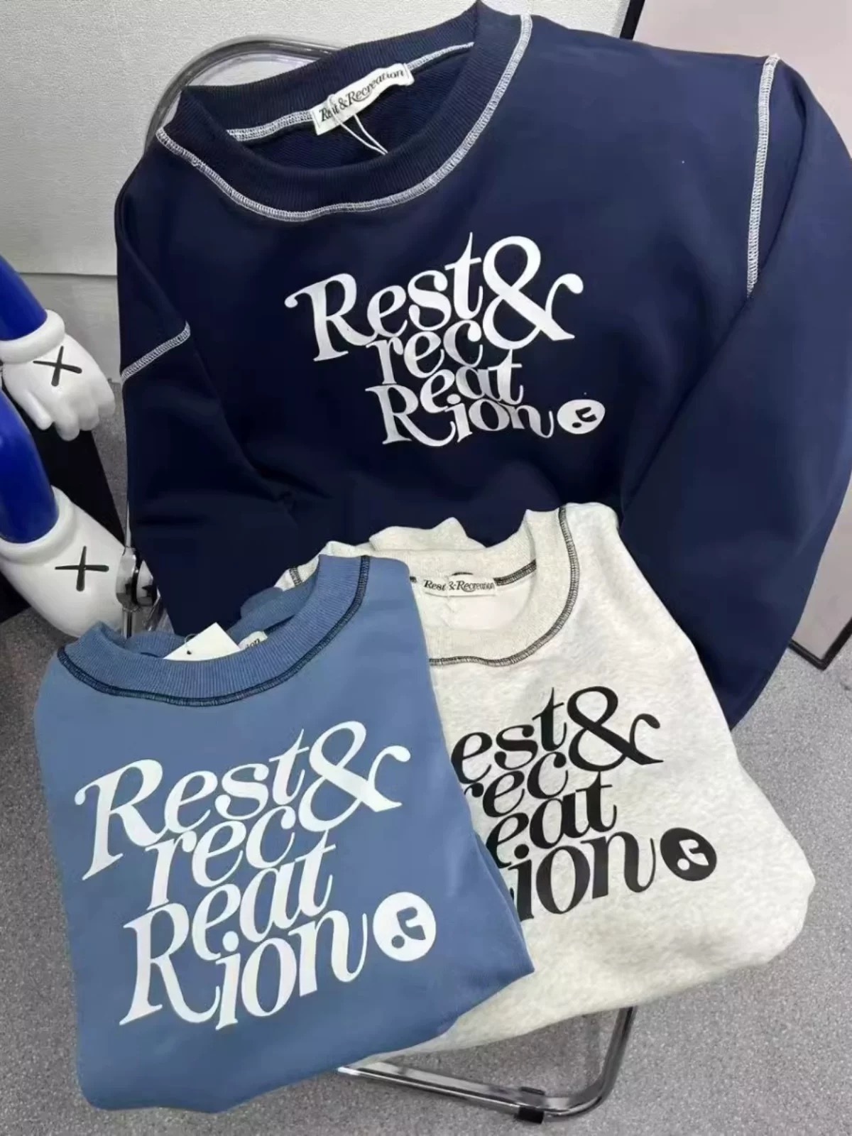 【期間限定14000】RR COLORATION SWEATSHIRT 韓国ブランド　人気　トップス　レディース　ロゴ　ステッチ　秋冬　パーカー　防寒　3色　限定