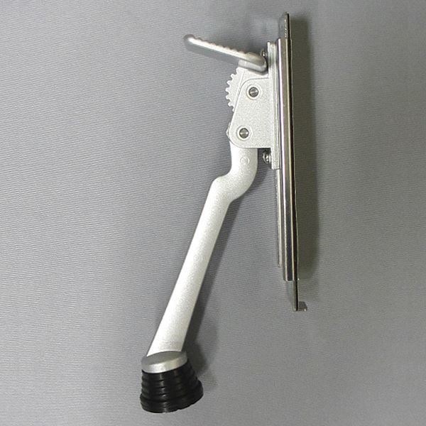 ペダル式ドアストッパー ドアストッパー2423 カラー：シルバー