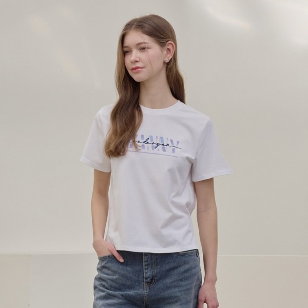 [リアーナニューヨーク] レタリング刺繍スパンTシャツ_ホワイト