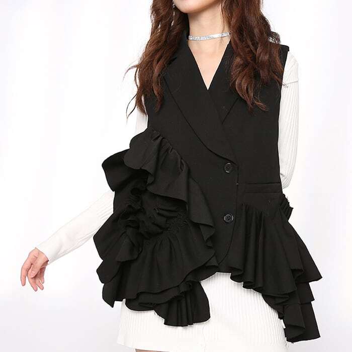 レディース ベスト ジレ ラッフル アシンメトリー フリル ポケット 大人可愛い