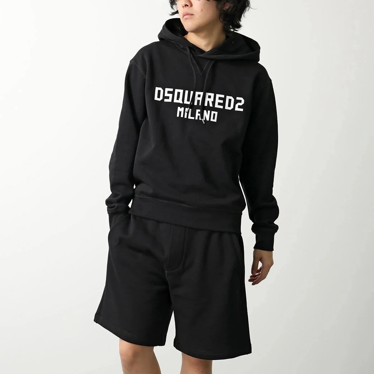 DSQUARED2 ディースクエアード 上下セットアップ S74FZ0069 D25015 メンズ プルオーバーパーカー+スウェットパンツ 裏起毛 ロゴ コット
