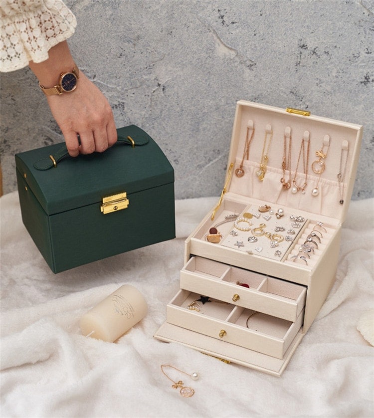 メガ割 大幅値下 早い者勝ちクリエイティブ レトロ 大容量 耳ピン 耳飾り 収納ボックス