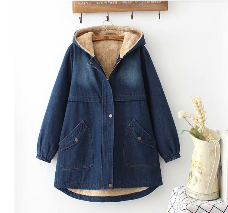 秋冬暖かいデニムコート　Aラインデニムジャケット　ミドル丈デニムアウター　フードあり　中綿入りデニムコート　厚手ファー入りデニムジャンパー　ブルゾンコート