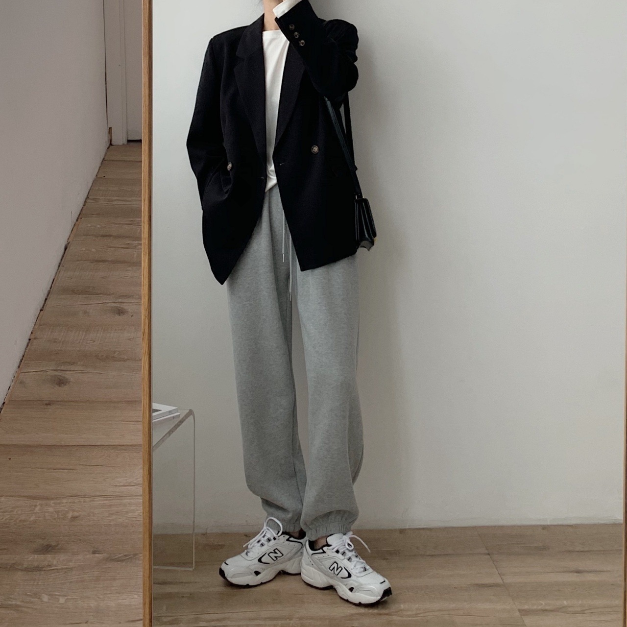 ボトムス パンツ スウェット ストレートパンツ ロング ロング丈 ストレート ポケット ハイウエスト 伸縮性 ウエストゴム 大人可愛い シンプル カジュアル おしゃれ お洒落 大人女子 こなれ感 ラフ