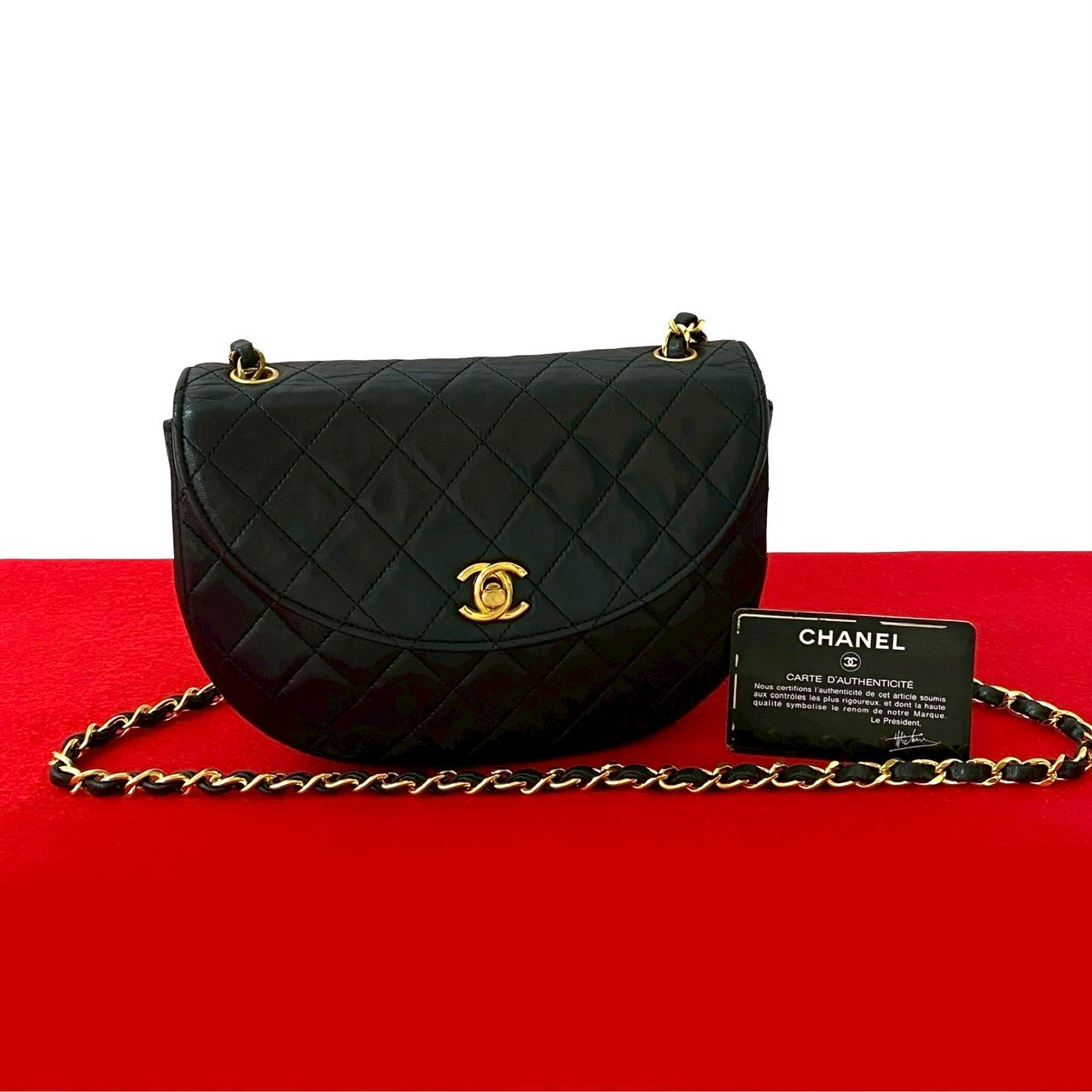 ヴィンテージ マトラッセ ココマークショルダーバッグ ラムスキン ブラック ga6-6 240,900円