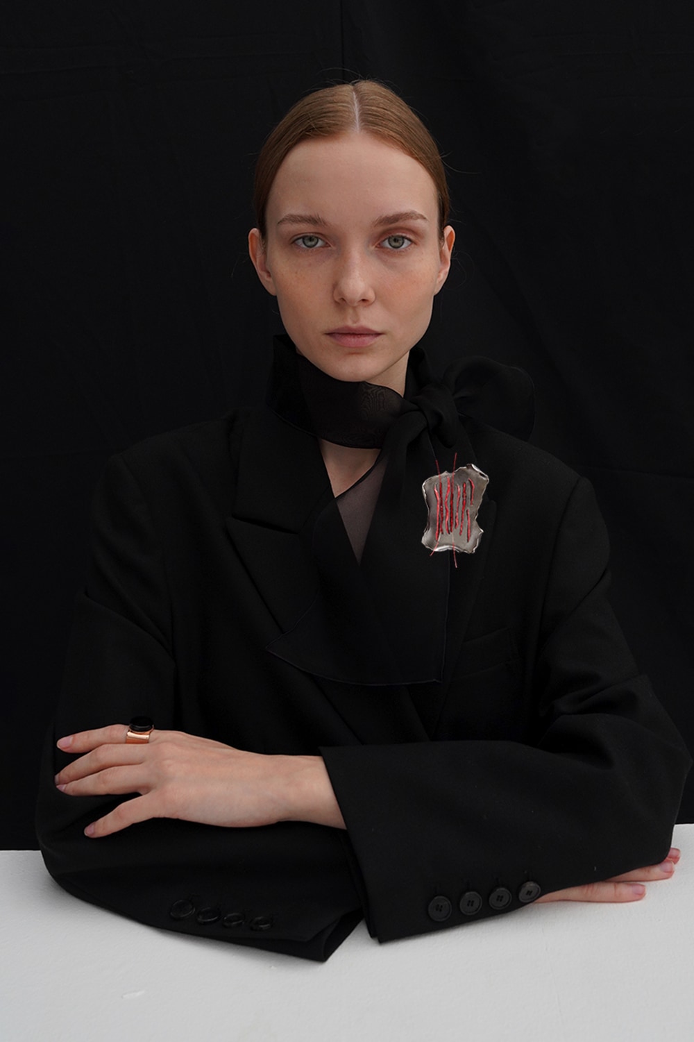 [HAZINA] Rhizome Objet Brooch - Red