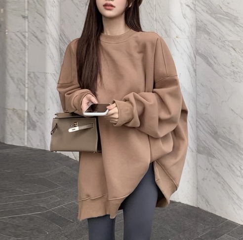 レディース トップス セーター プルオーバー 長袖 ボリューム袖 Uネック ストリート かわいい 大人可愛い きれいめ シンプル カジュアル 上品 おしゃれ かっこいい こなれ感 ラフ モード系