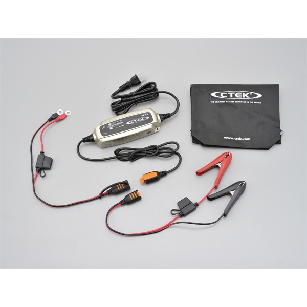 D93007 [CTEK バッテリーチャージャーXS0.8JP]