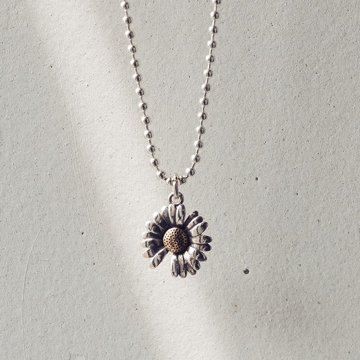 ASTROチャウンウ着用[925silver]フローシルバーネックレス