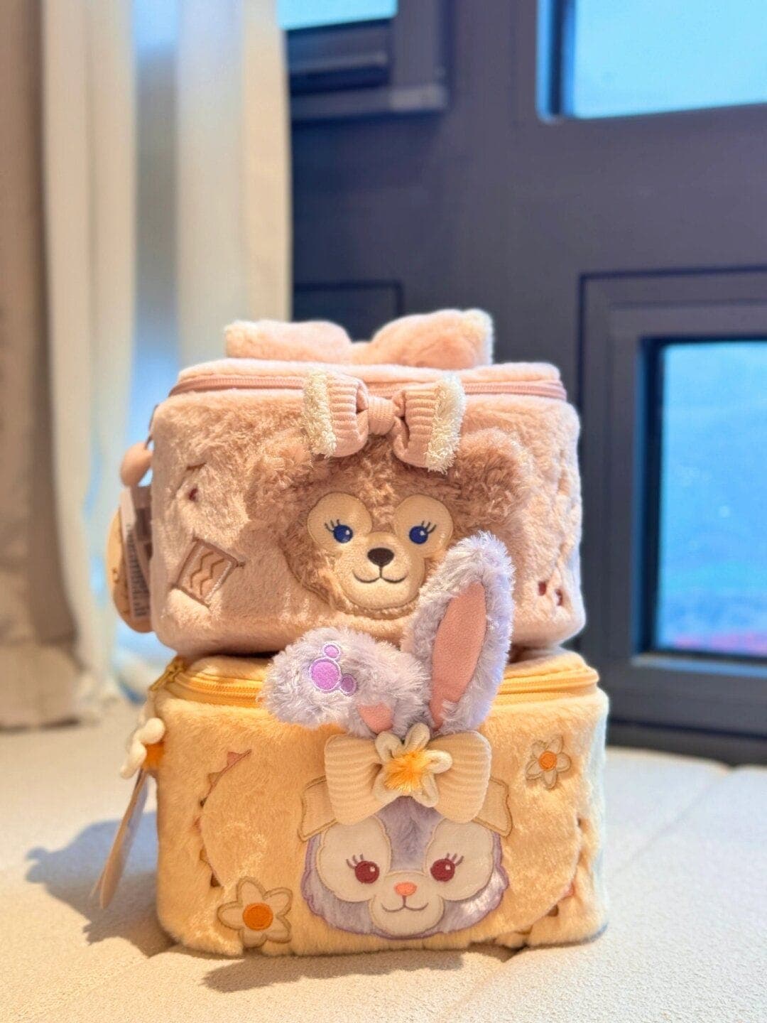 メガ割Luckfataと同じダッフィーのシェリーの薔薇玲ナベル星黛露ダッフィーのかばんはランドセルのバッグを背負っている100327940 4,739円