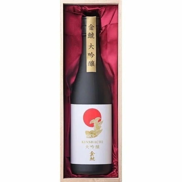 盛田金しゃち酒造 金鯱 大吟醸酒 720ml 父の日 ギフト 日本酒 お酒 贈り物 お祝い 感謝
