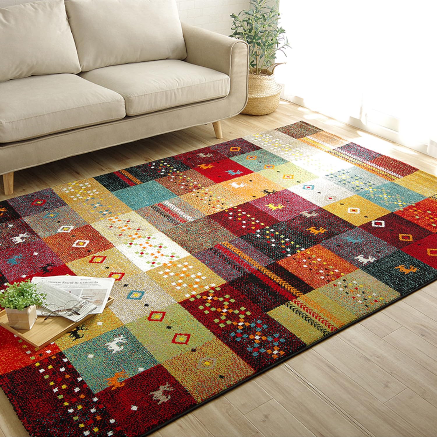 イケヒコ ラグ カーペット ウィルトン 織り 絨毯 輸入ラグ 長方形 単品 フォリア レッド 約200×250cm 厚み 約11mm トルコ製 抗菌 防臭 消臭 へたりにくい 耐久性 ダイニング 大判