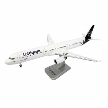 HOGAN　WINGS　B　1/200スケール　A321　ルフトハンザ　Flensburg　ランディングギア/スタンド付属　DLH016