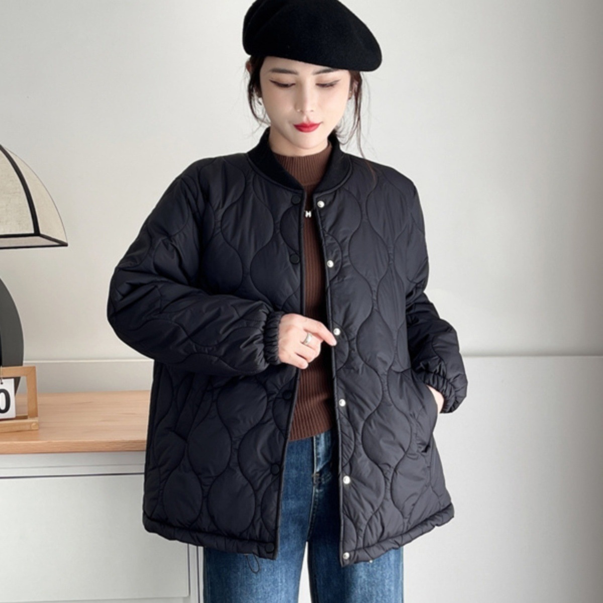 アウター ジャケット キルティングジャケット 長袖 前開き ボタン ミディアム丈 かわいい 大人可愛い きれいめ シンプル 上品 おしゃれ かっこいい カジュアル こなれ感 個性的 主役級 存在感