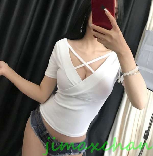 サマー　胸開き Ｔシャツ 半袖 タートルネック セーター レディースファッション ベアトップ禁シャツ