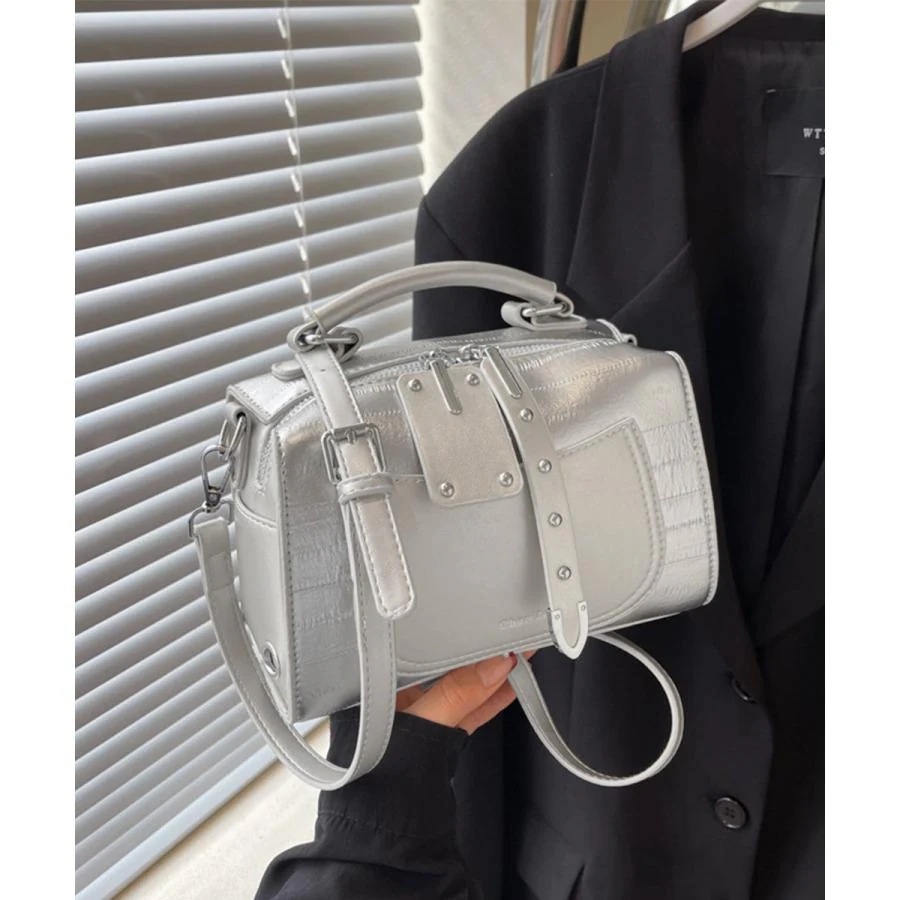 【急速出荷!】韓国人気 ミニショルダーバッグレディース斜め掛け鞄 5,728円