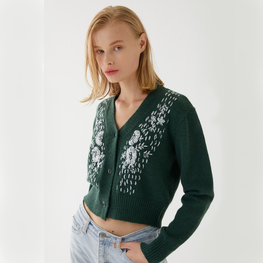 Floral Needle Punch V-neck Cardigan _ Green 6,557円