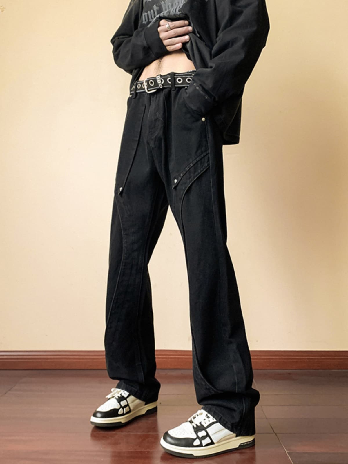 ブラックジーンズメンズモデル秋アメリカンハイストリート雰囲気プレミアムセンスストレートルーズマイクロラージカジュアルパンツ