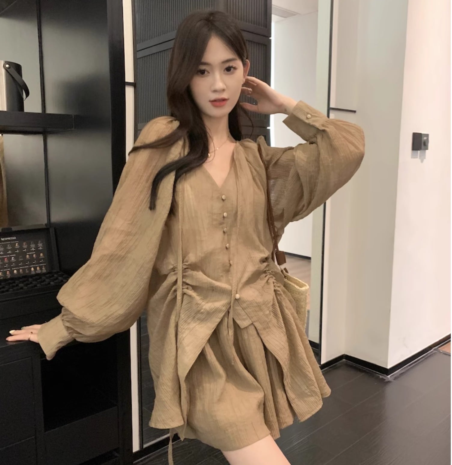 個性的 春 服 夏 服 セットアップ 上下セット シャツ ブラウス カットソー チュニック 台形 キュロット ミニ ショート 袖あり 長袖 バルーン袖 ボリューム袖 二の腕カバー Vネック