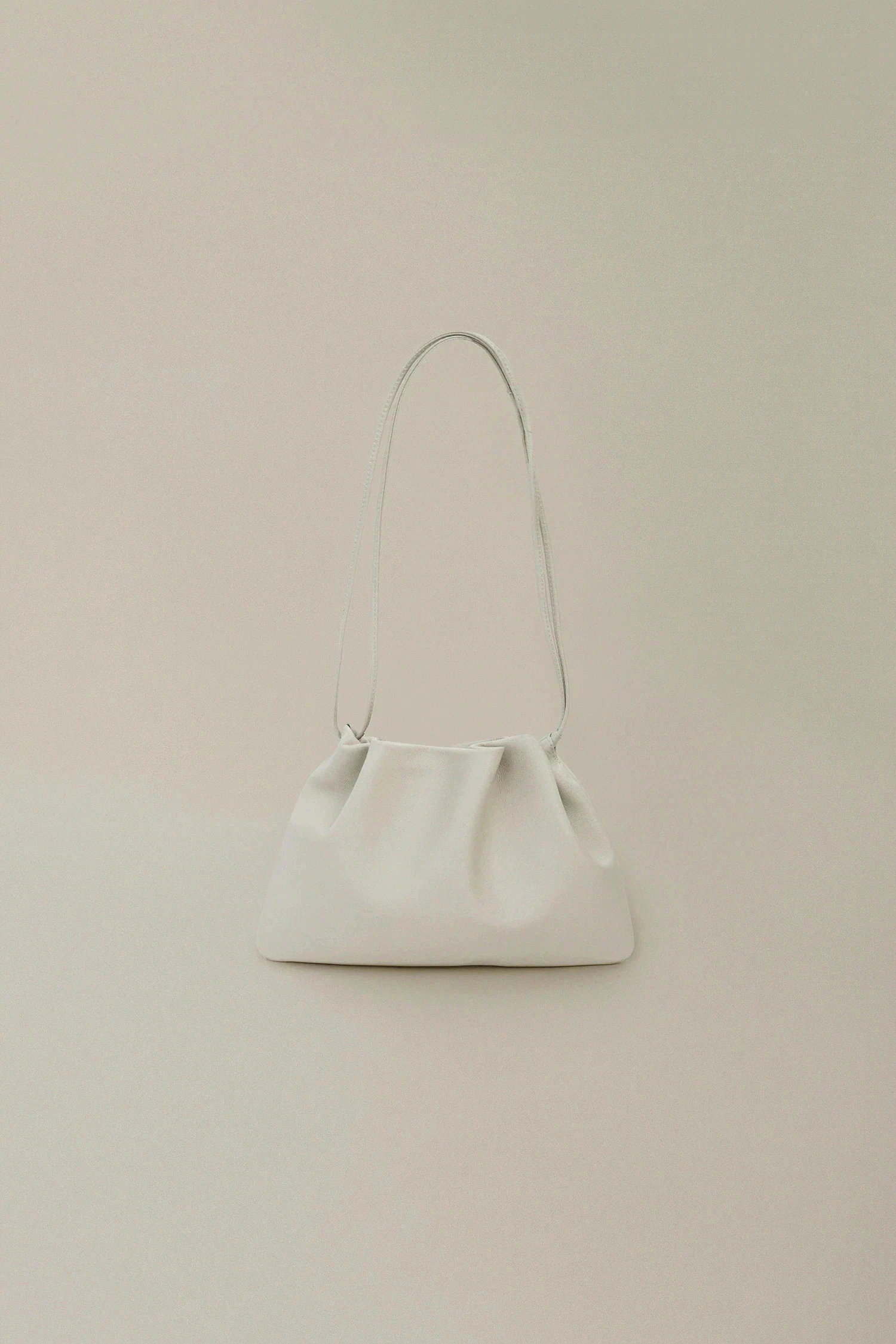Qoo10] NOTHING WRITTEN Nella strap bag : バッグ・雑貨