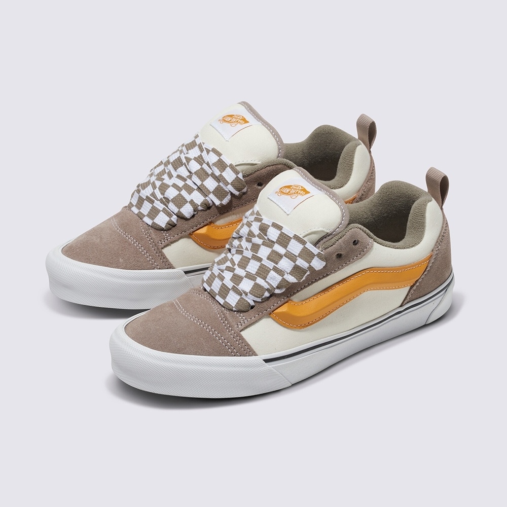 バーンズニュースクール-メガチェックグレー:マシュマロ/VN0009QC0BP1