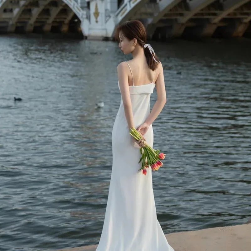 ウェディングドレス二次会結婚式ブライダルロングドレスサテンスレンダーキャミソール前撮り海外挙式花嫁リゾートウェディング撮影ウエディング