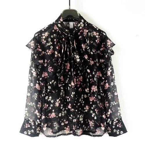 2029.ボウタイ花柄透かしシフォントップス(ブラック)