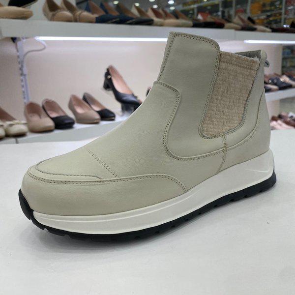 女性軽量パーセミカジュアルブーツ YACWSB6O2IV HSYD4A GN