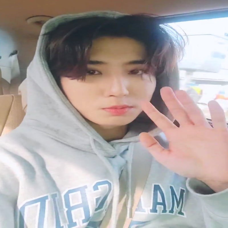 Stray Kids 着用 COLLEGE LOGO HOODIE [公式正規品]