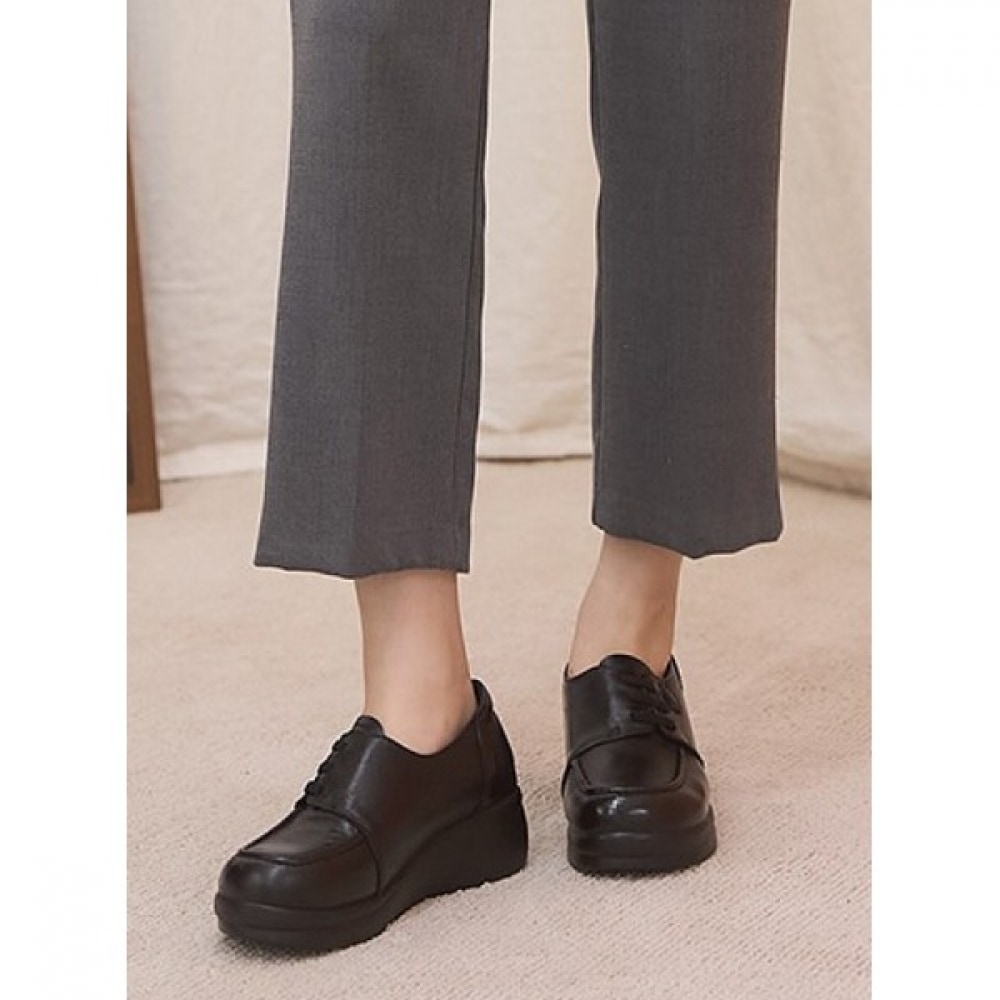 (Ninas Paris) レースライン 6cm レザーチャンキーヒールローファー