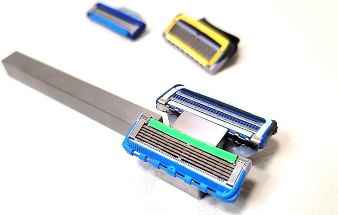 京さんのカミソリ Razor Kyo 二枚刃と三枚刃と五枚刃が装着可能 シェービング お顔剃り 理容師 理容室