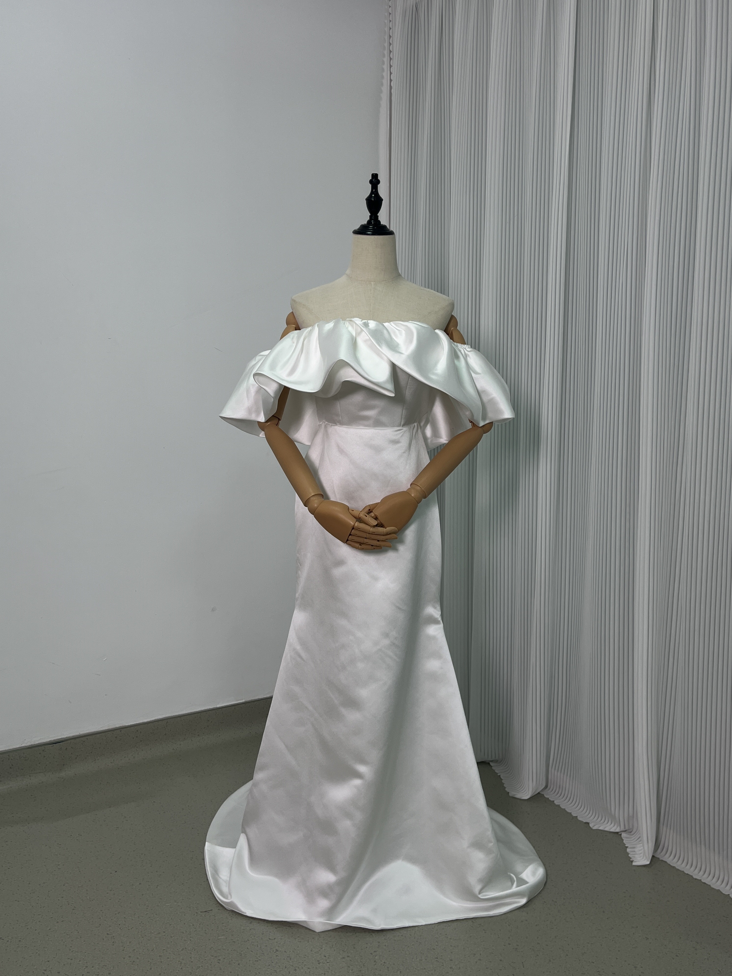 上品!パーティードレス マーメイドライン 胸元フリル ベアトップ 結婚式/披露宴