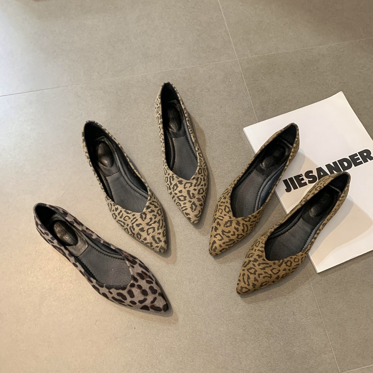 シューズ 靴 くつ クツ パンプス レディースパンプス フラットシューズ ぺたんこシューズ ぺたんこパンプス 1cmヒール フラット ぺたんこ ペタンコ ポインテッドトゥ 痛くない 歩きやすい